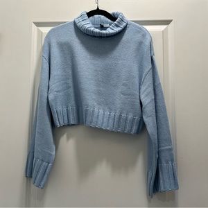 Women’s light blue cropped sweater - Size M